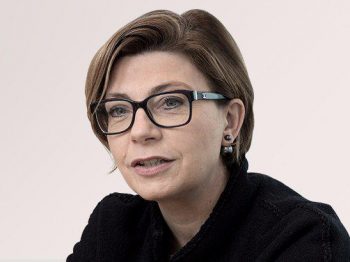 Όλη η Ευρώπη αναρωτιέται: Θα χρειαστεί bail in η Deutsche Bank;