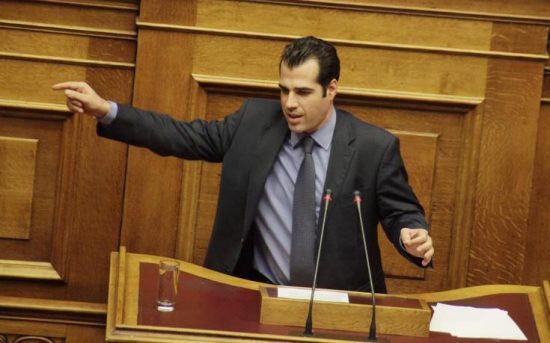 Θανάσης Πλεύρης: Χαραμάδα αισιοδοξίας ο δυνατός οργανισμός του – Σε μηχανική υποστήριξη για τρίτο 24ωρο