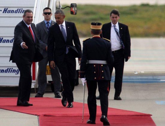 Το Twitter πανηγυρίζει την άφιξη #obama_athens: τα πιο αστεία tweets (τουλάχιστον μέχρι τώρα)