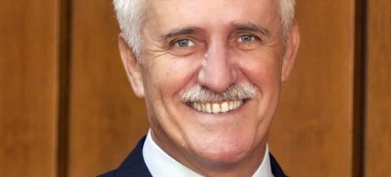 Οι διαδικασίες τύπου ριάλιτι με τους προτεινόμενους για το ΕΣΡ συνεχίζονται