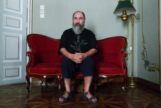 Τζίμης Πανούσης: Εξομολόγηση καρδιάς – «Με ταρακούνησε ο θάνατος του αδερφού μου»