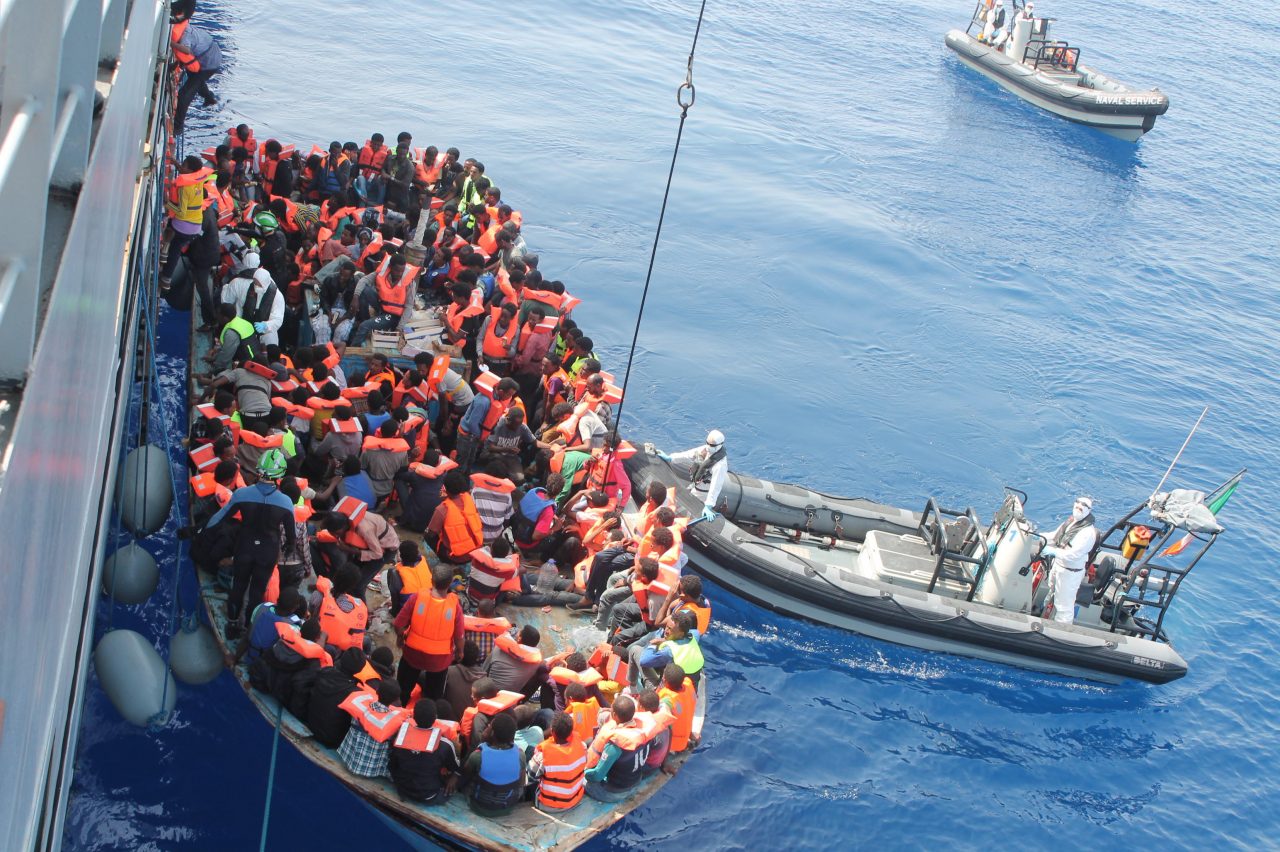 ΜΚΟ προσφυγικό μετανάστες πρόσφυγες FRONTEX