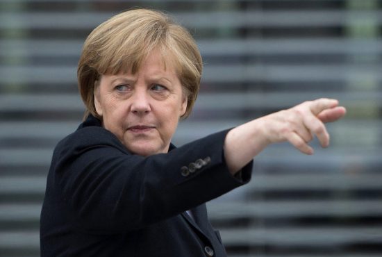 Μέρκελ στην Bundestag: Αύριο τελειώνουμε με την Ελλάδα