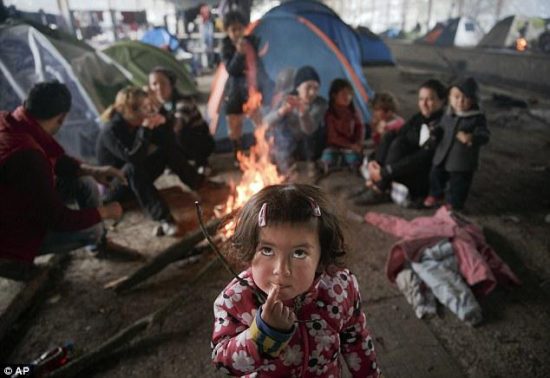 ΠΟΕΔΗΝ: Υγειονομικές βόμβες τα νησιά Λέσβος, Χίος, Λέρος, Σάμος