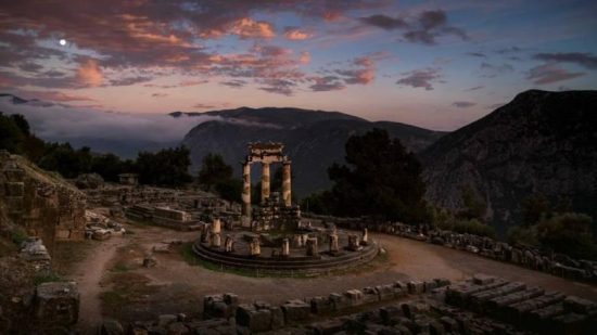 National Geographic: Στα κορυφαία μνημεία του πλανήτη το ιερό των Δελφών!