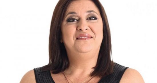 Ελισάβετ Κωνσταντινίδου: Δε θα πιστεύετε πώς ήταν πριν από 20 χρόνια – Η πρώτη της τηλεοπτική εμφάνιση (video)