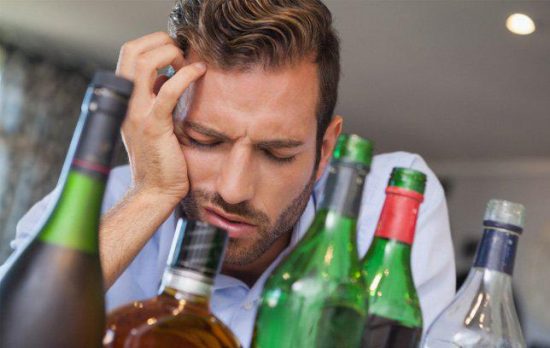 Τα «κόλπα» για να γλιτώσετε το hangover