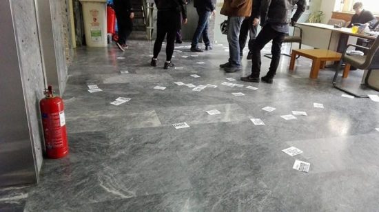 Χάος στο υπουργείο Εργασίας – Εισβολή “Ρουβίκωνα” – 15 προσαγωγές!