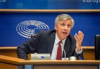 ΣΦΕΕ: Να συμπεριληφθεί η φαρμακοβιομηχανία στην αναπτυξιακή ατζέντα της κυβέρνησης