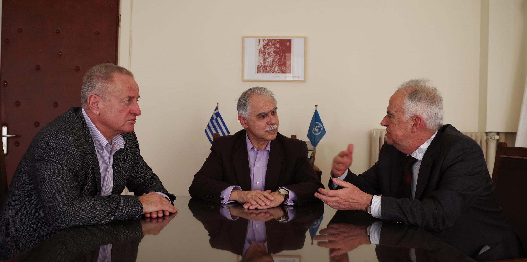 ΕΛΠΕ: Δωρεά 140.000 λίτρων Πετρελαίου σε Δομές Φιλοξενίας Προσφύγων