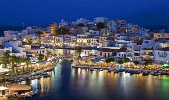 Forbes: Ελληνικό νησί στους 10 πιο οικονομικούς προορισμούς για το 2017