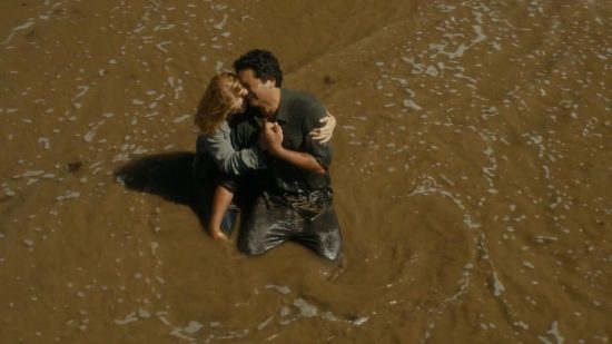 Οι σειρές The Night Manager και Fear the Walking Dead στο SundanceTV μόνο στην COSMOTE TV (video)