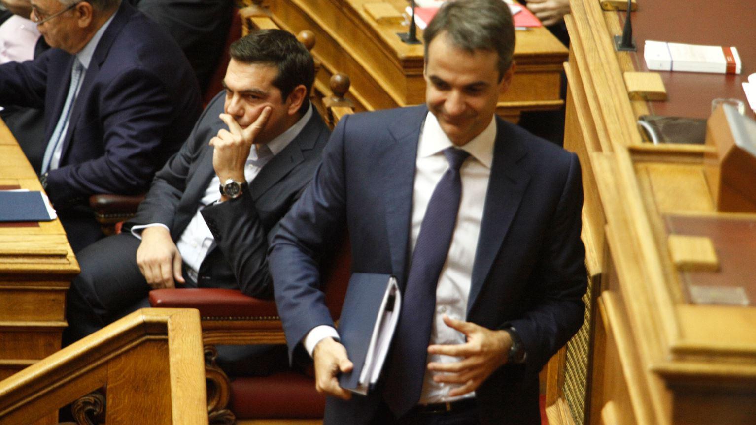 ΔΗΜΟΣΚΟΠΗΣΕΙΣ, Μητσοτάκης – Τσίπρας: Τα “αυτογκόλ”, το “ταβάνι” και ο Κήρυκας Χανίων!