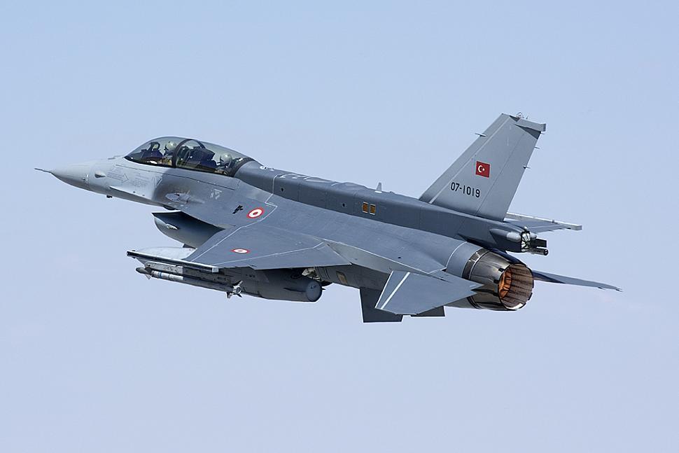 f-16