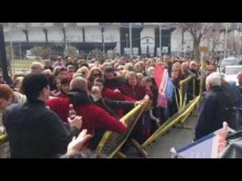 Πανικός στη Θεσσαλονίκη για μια… φασολάδα! (video)