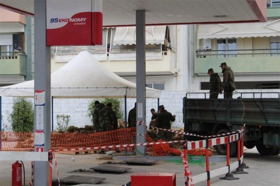 Κορδελιό: Ξεκίνησε η μεγάλη επιχείρηση εκκένωσης της περιοχής (pics)