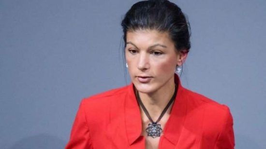 Η Ελλάδα διχάζει τη γερμανική Αριστερά – Το Die Linke «άδειασε» την αντιπρόεδρο του που ζητά Grexit