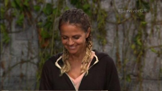 Survivor: Τι ζήτησε από τους συμπαίκτες της η Σόφη Πασχάλη πριν αποχωρήσει; (video)