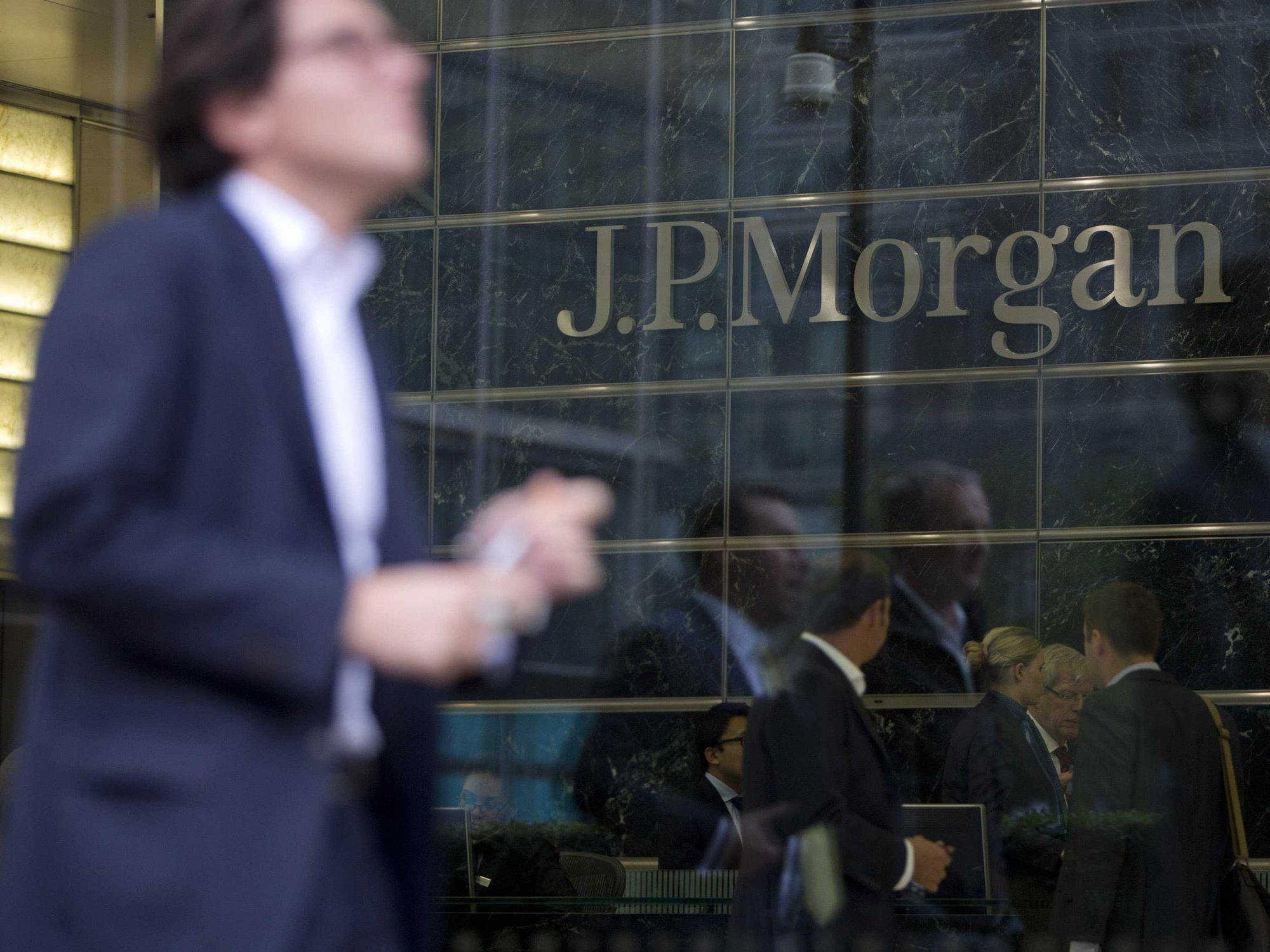 JP Morgan: Πώς αποτιμά το swap ομολόγων μεταξύ της ΕΤΕ και του Ελληνικού Δημοσίου