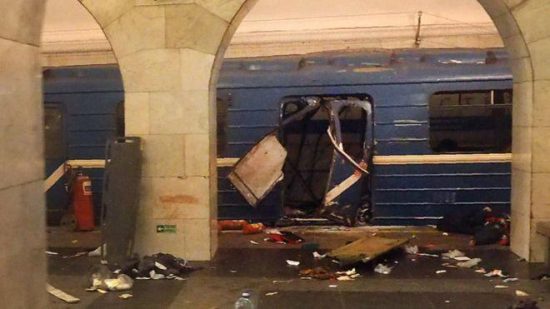Στην σύλληψη ενός υπόπτου για τη σχεδίαση της επίθεσης στην Αγία Πετρούπολη προχώρησαν οι Ρώσοι