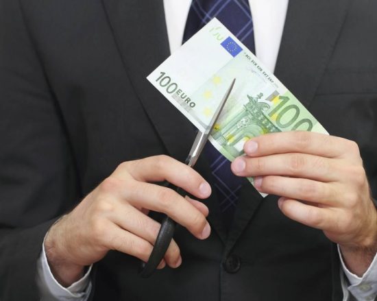 Ιδού όλη η αλήθεια: Τη μείωση των συντάξεων επιβεβαιώνει η εγκύκλιος προϋπολογισμού για το 2019
