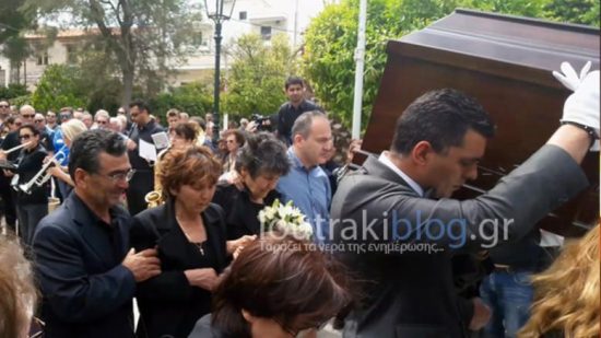 Θρήνος στην κηδεία της 36χρονης Μ.Ιατρού
