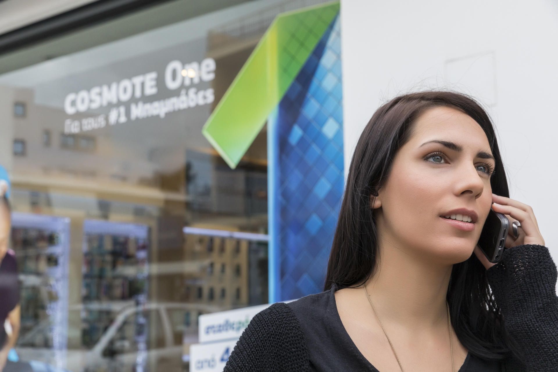 Η COSMOTE σταθερά δίπλα στους πελάτες της –  περισσότερες υπηρεσίες εξυπηρέτησης (video)