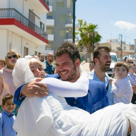 Ο πιο τρελός γάμος της χρονιάς έγινε στην Κρήτη (video)