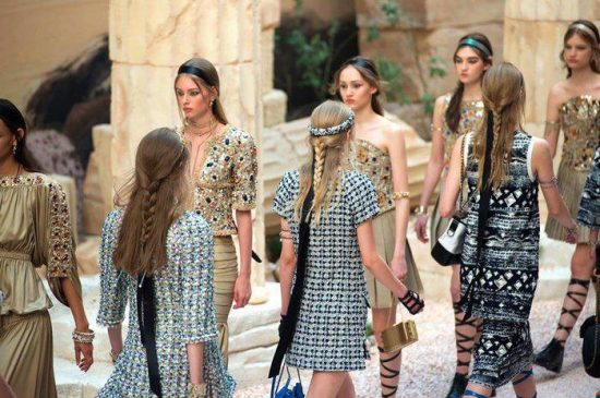 Άρωμα Ελλάδας έχει η φετινή συλλογή του οίκου Chanel