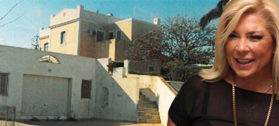 Σε πλειστηριασμό ξανά οι πολυτελείς μεζονέτες της Δήμητρας Λιάνη στην Εκάλη – Τιμή εκκίνησης 1 εκατ. ευρώ