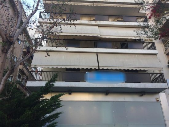 Αναστάτωση στη Νέα Σμύρνη – Άνδρας πυροβολούσε από το μπαλκόνι του παιδιά που έπαιζαν
