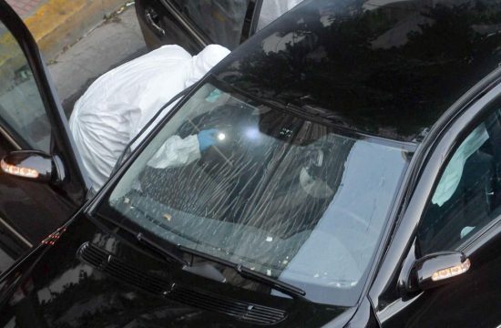 Λουκάς Παπαδήμος: Από το Κολωνάκι εστάλη ο φάκελος -Τι δείχνουν οι κάμερες ασφαλείας
