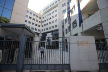 Βόμβα! Το Ελεγκτικό Συνέδριο ζητά πίσω μισθούς από χιλιάδες συμβασιούχους