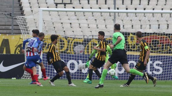 Superleague: Μεγάλη νίκη για τον Πανιώνιο στο ΟΑΚΑ – Χαμός και διακοπή στη Λεωφόρο