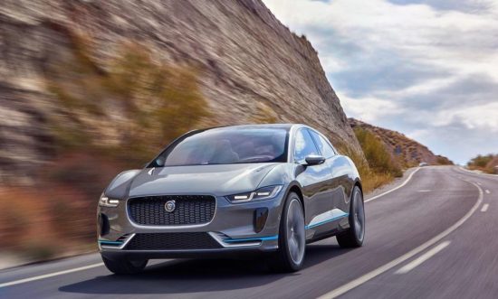 Jaguar I-Pace: Γαλαζοαίματο αιλουροειδές κατεβαίνει σκαλιά…