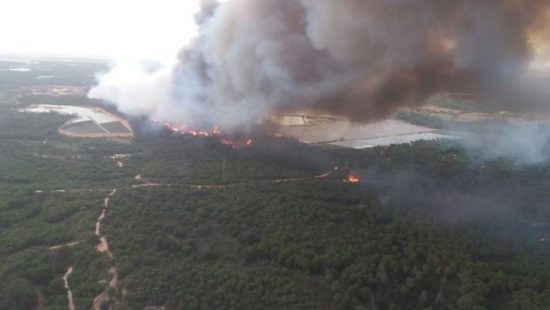Πύρινη λαίλαπα στην Ισπανία – Εκατοντάδες εγκατέλειψαν τα σπίτια τους