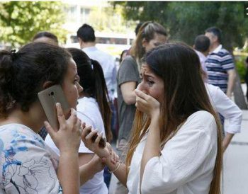 Σεισμός: Πανικός στη Σμύρνη, Κωνσταντινούπολη, Προύσα μεταδίδουν τα τουρκικά μέσα (video)