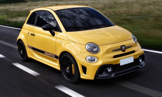 Παλιμπαιδίζουμε με το καυτό Abarth 595 Competizione