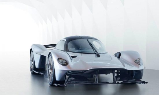 Η Aston Martin Valkyrie αγριεύει…
