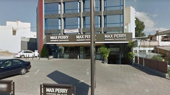 Στόχος διαρρηκτών με τη μέθοδο του ριφιφί έγινε ζαχαροπλαστείο Max Perry (video ντοκουμέντο)