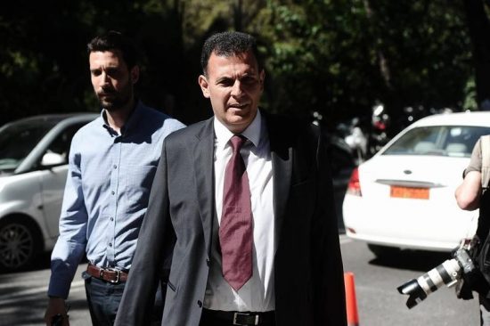 Nεολαία ΣΥΡΙΖΑ κατά Γ. Καραμέρου: Απέκλεισε από την παραταξή του Μουσουλμάνο μέλος της