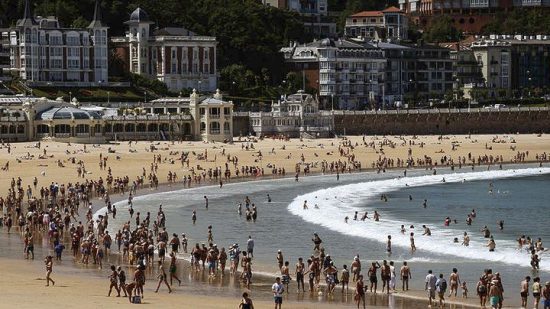 Πώς να απολαύσετε τη θάλασσα με ασφάλεια