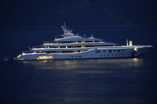 Στην Κεφαλονιά η 91μετρη θαλαμηγός του Κροίσου Alexander Machkevitch