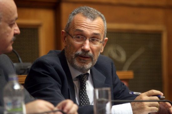 Άρθρο Θανάση Κ: O Παντελής Καψής, οι γάτες και τα γατάκια