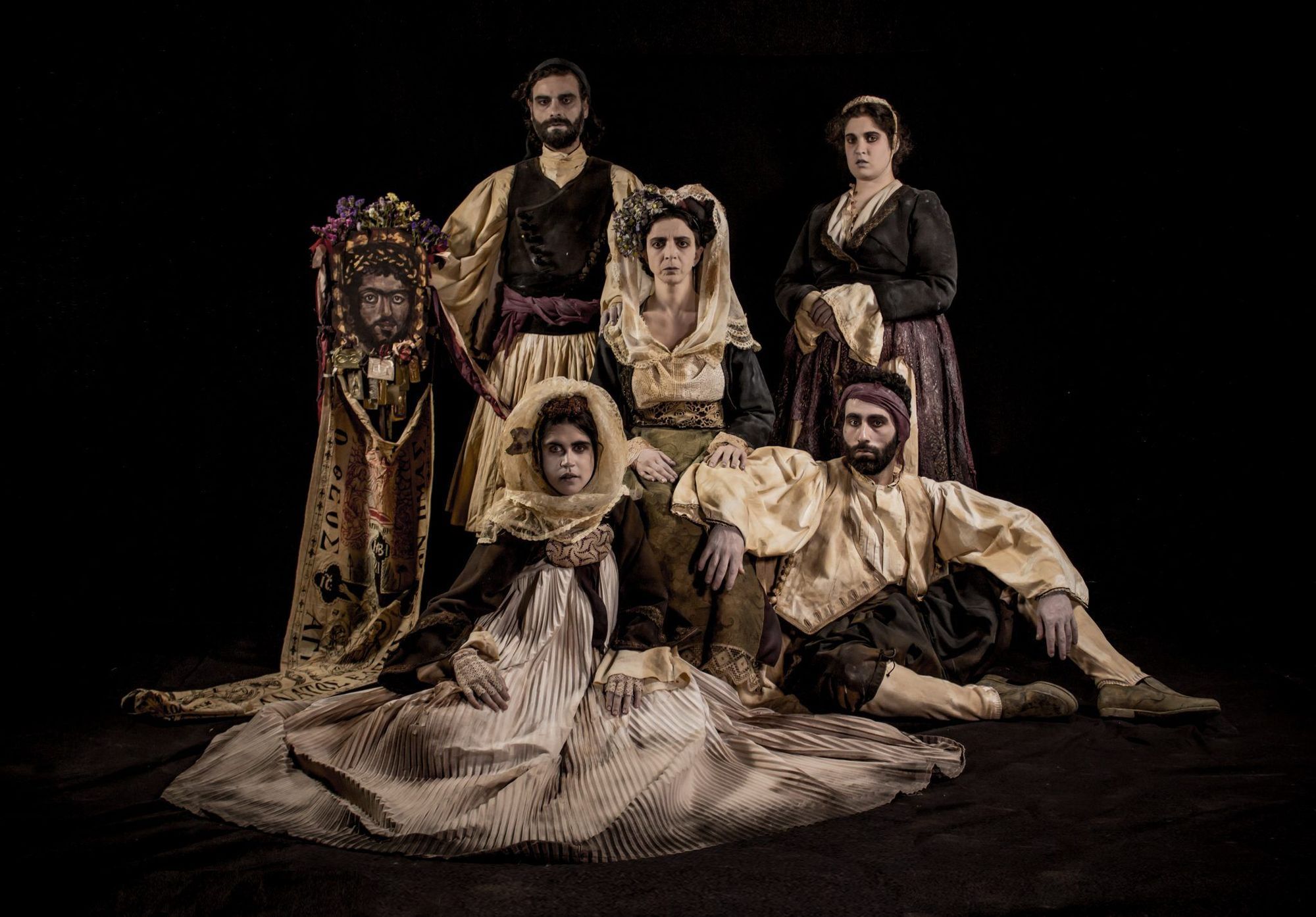 Η παράσταση «Ο Έλλην Βρυκόλαξ [reloaded]» στο Ιστορικό Αρχείο ΠΙΟΠ