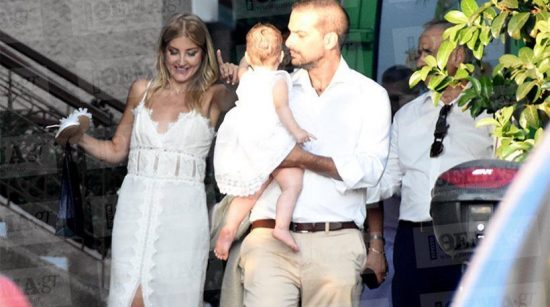 Γαβριήλ Σακελλαρίδης και Ράνια Τζίμα βάφτισαν την κόρη τους – Δείτε φωτό