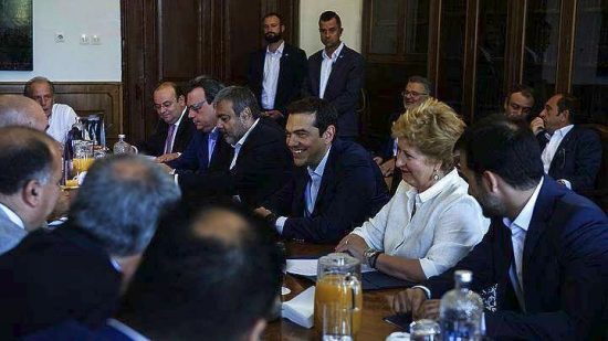 Νέες υποσχέσεις Τσίπρα στους παραγωγικούς φορείς: Θα έρθει η ανάπτυξη στο τέλος του 2018