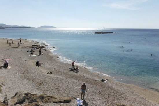 Τι έδειξαν οι αναλύσεις για τις παραλίες του Σαρωνικού