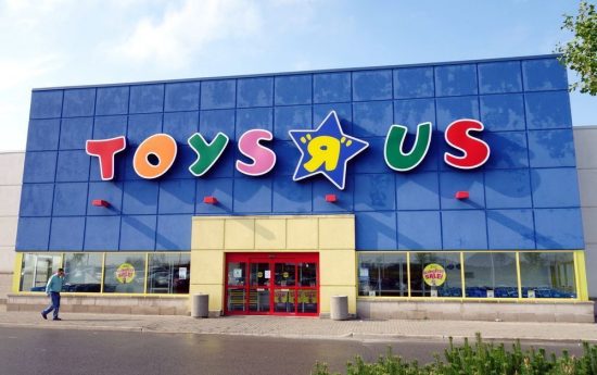 Γιατί Mattel και Hasbro δεν θα αφήσουν την  Toys ”R” Us να «πεθάνει»