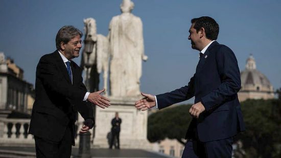 Συμμαχίες στο Νότο αναζητά ο Αλέξης Τσίπρας:  Συνάντηση σήμερα στην Κέρκυρα με Τζεντιλόνι